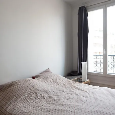 Comfortable F4 Near Petit-montrouge Apartamento