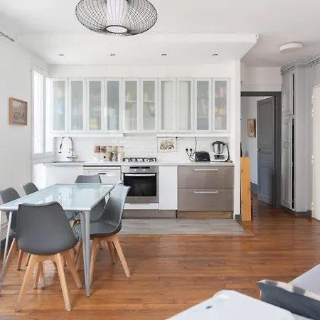 Comfortable F4 Near Petit-montrouge Apartamento *